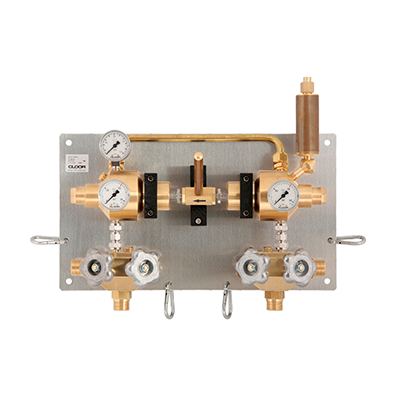 Automatic change-over stations based on differential pressure